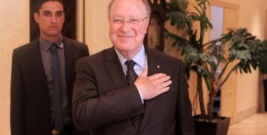 اجتماع تشاوري حول إمكانية دعم مرشح موحد يمثل "العائلة الديمقراطية الاجتماعية"