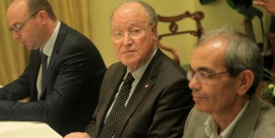 اجتماع تشاوري حول إمكانية دعم مرشح موحد يمثل "العائلة الديمقراطية الاجتماعية"